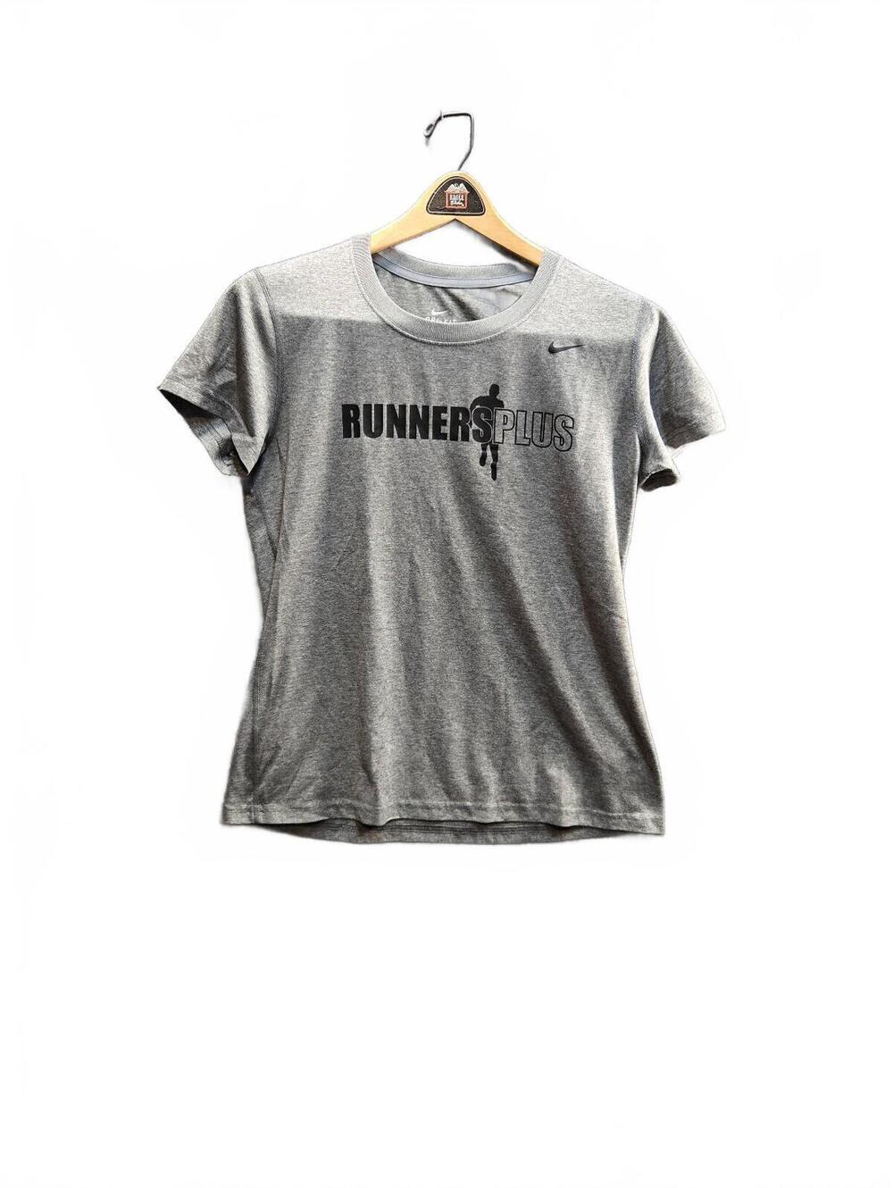 Nike Dri-FIT RUNNERS PLUS Gray Athletic T-Shirt Medium